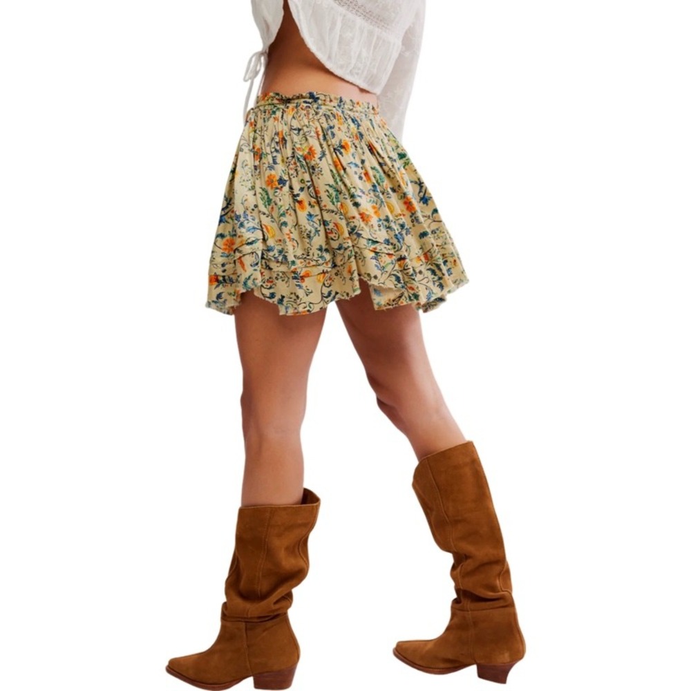 FREE PEOPLE NWT XS One Third Charm Mini Skirt Green Floral Tiered Boho Fairy Art